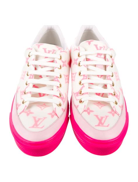 louis vuitton shoes sneakers pink|More.